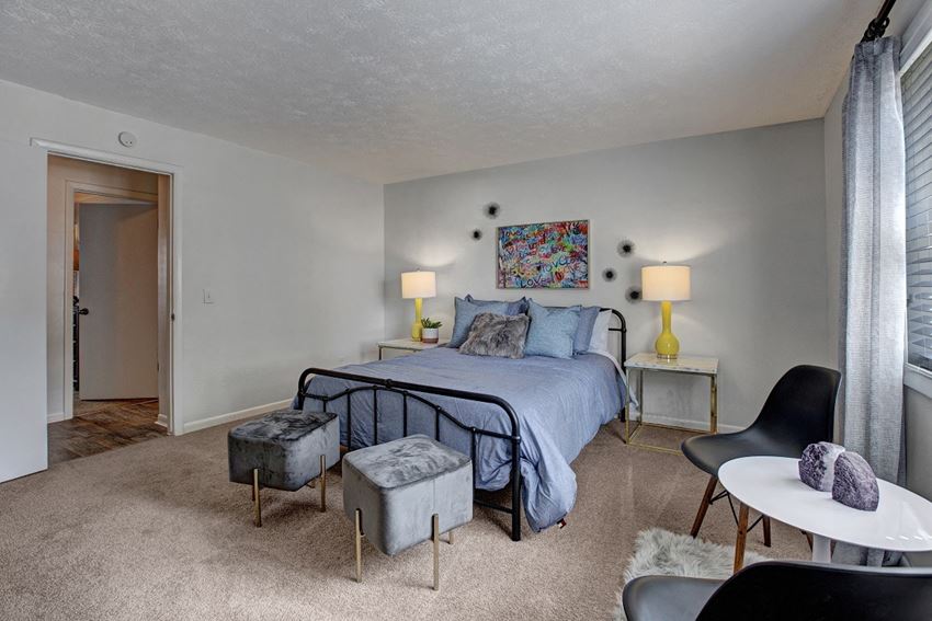 Dunwoody Glen Apartments, 6750 Peachtree Industrial Boulevard, Atlanta